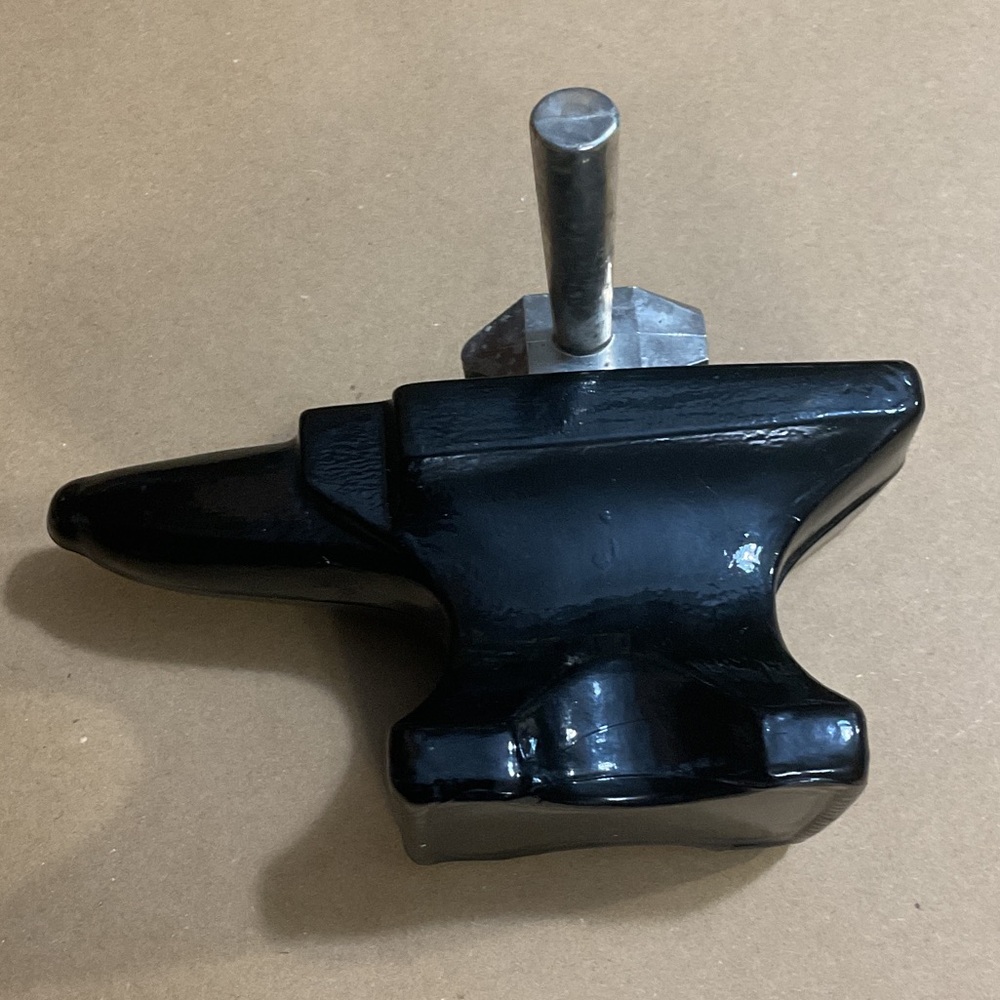 Avon Black Anvil - Picture 8 of 8